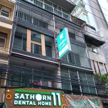 Women‑Only Room in Sathorn 11 Dental Home