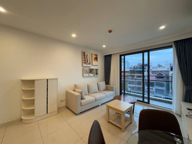 1 Bedroom Condo Near Independence, Phnom Penh