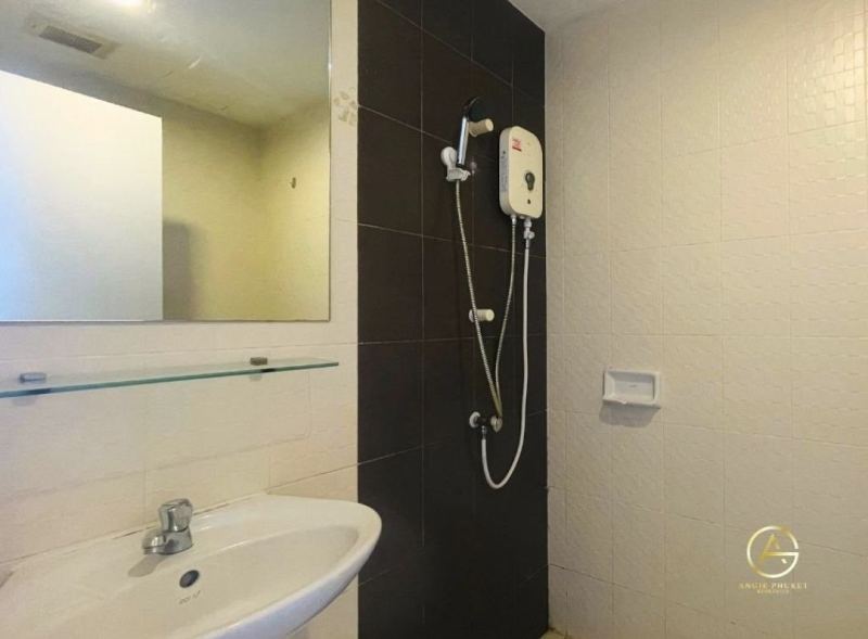 1 Bedroom Apartment on Boat Avenue, Bang Thao