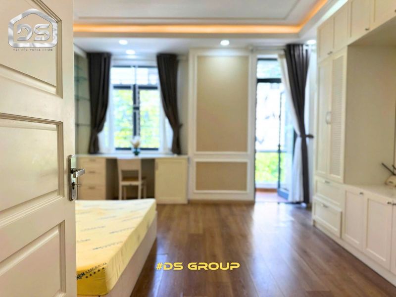 Apartment 45 sqm on Bui Phung Street with Balcony
