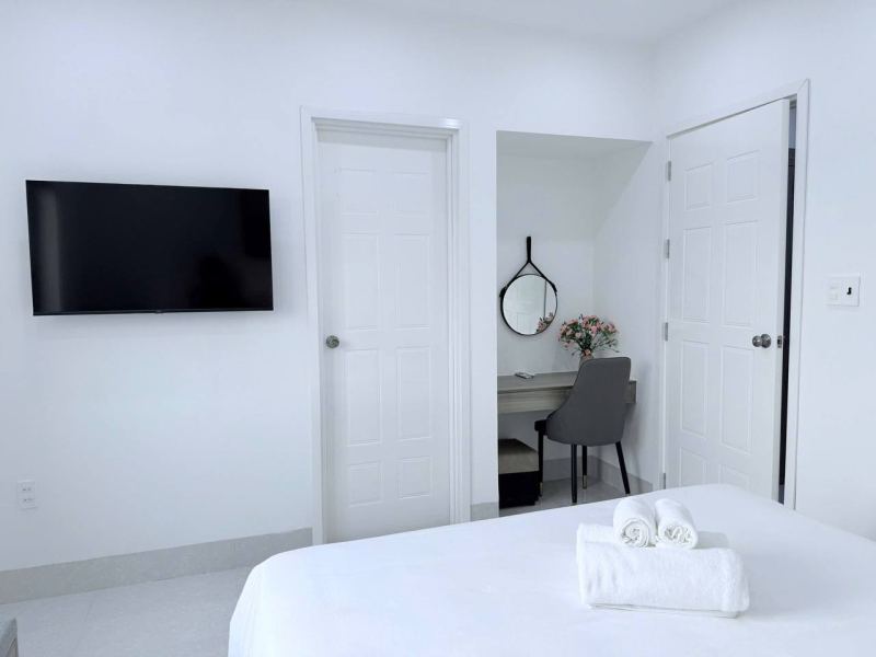 1-Bedroom Apartment on Vu Mong Nguyen Street