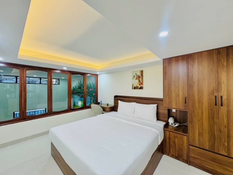 3 Bedroom Detached House