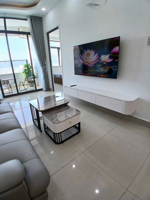 3 Bedroom Apartment in Napoleon Castle
