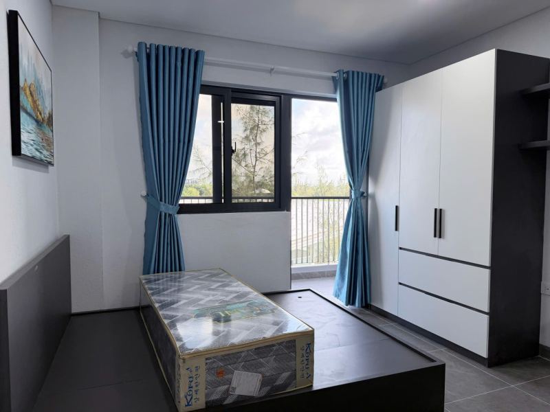 Studio Apartment with Balcony in Phan Huy Chu