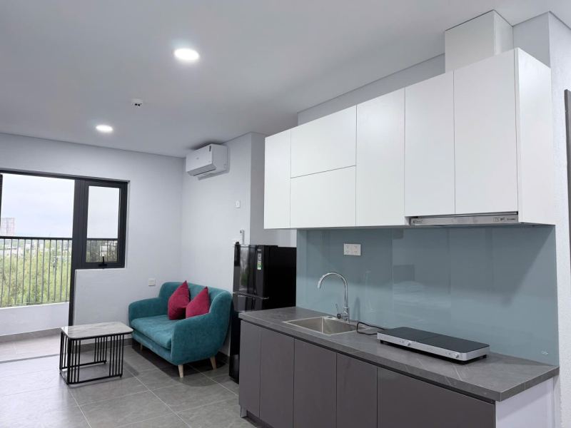 Brand New Studio with 2 Balconies on Phan Huy Chu Street