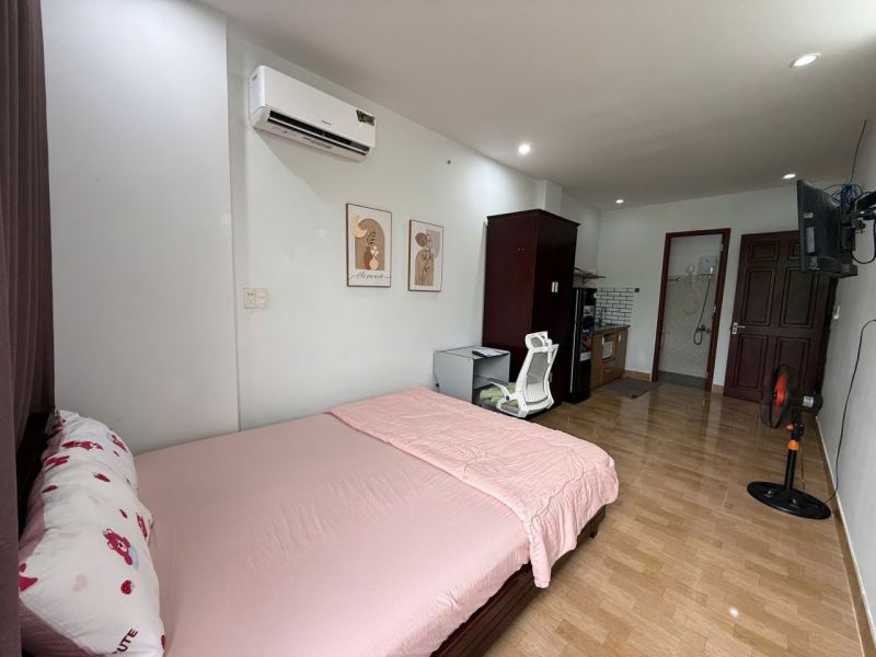 Studio Apartment with Balcony Room 303b in Do Bi Street