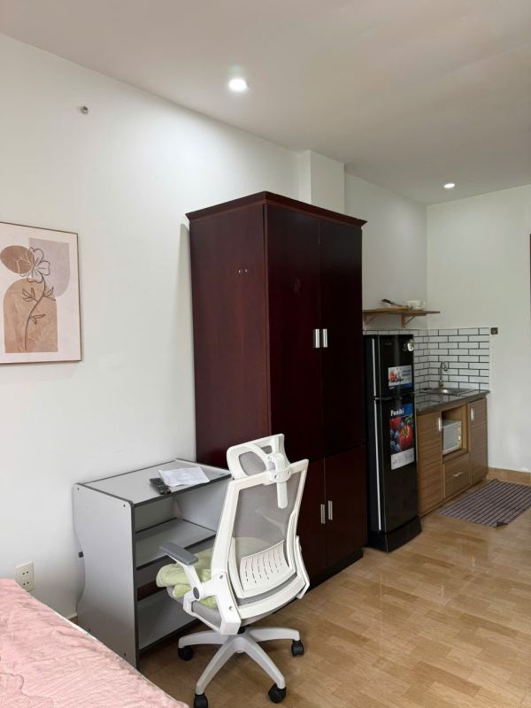 Studio Apartment with Balcony Room 303b in Do Bi Street