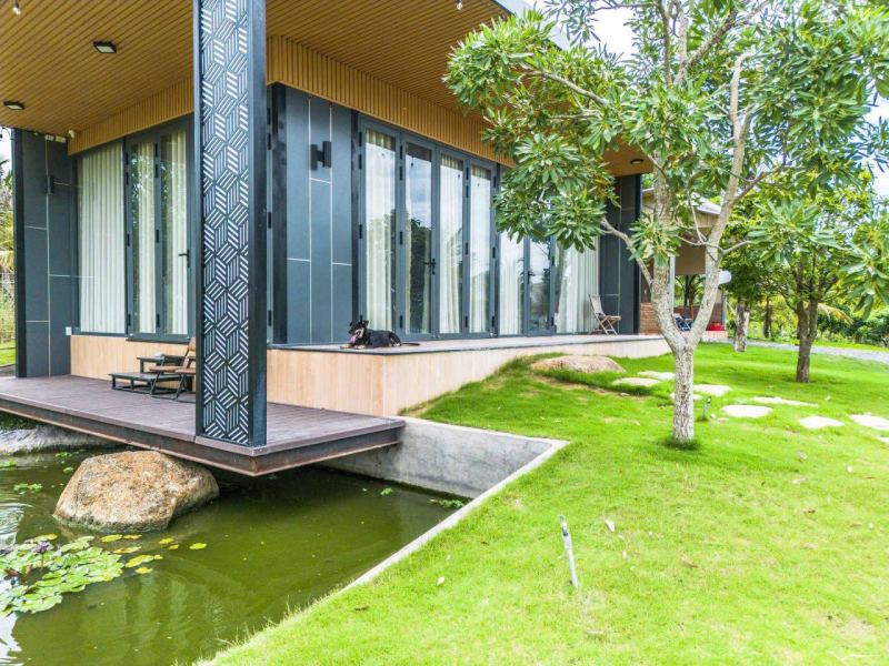 2BR House with Garden in Dien Toan