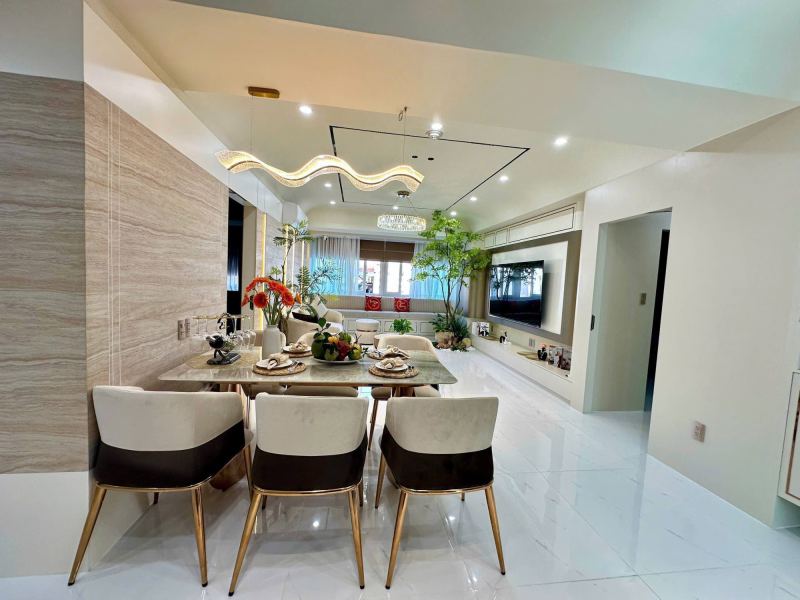 3-Bedroom Apartment in UP Plaza
