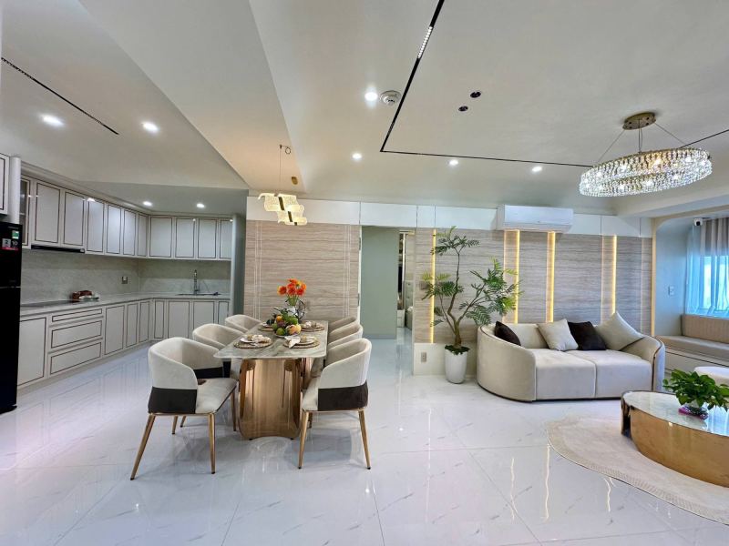 3-Bedroom Apartment in UP Plaza