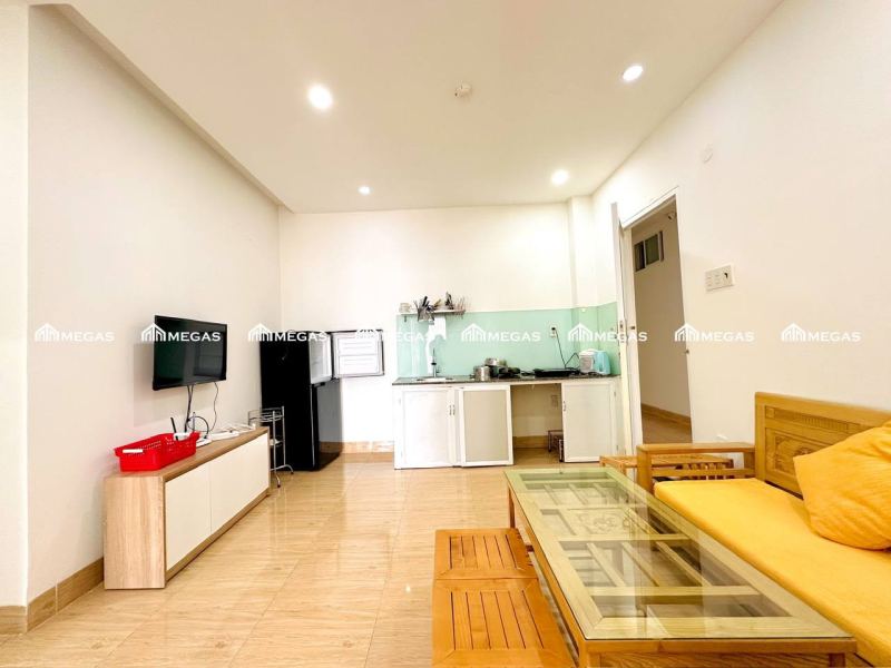 2 Bedroom Apartment with Balcony in Ha Quang 2