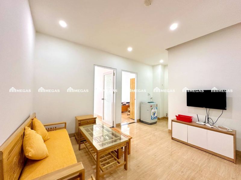 2 Bedroom Apartment with Balcony in Ha Quang 2