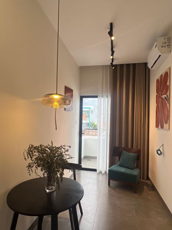 Luxury 1-Bedroom Apartment with Balcony on My An 11 Street