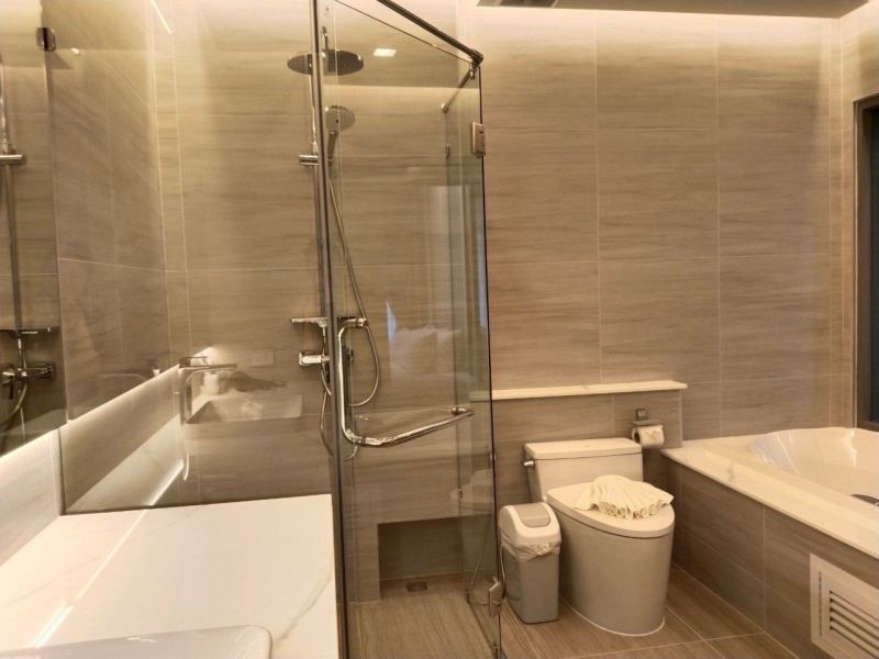Spacious 1-Bedroom Apartment in Laguna, Bang Thao