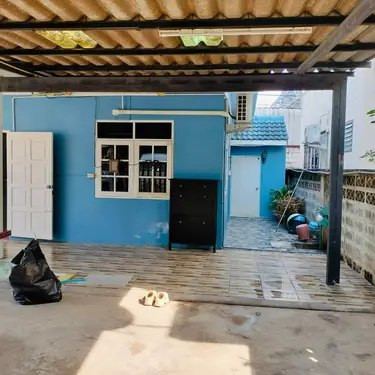 3-bedroom house on Ratchaphruek