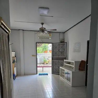 3-bedroom house on Ratchaphruek