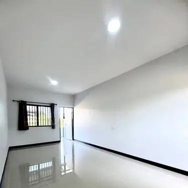 Room in Rewadee Residence