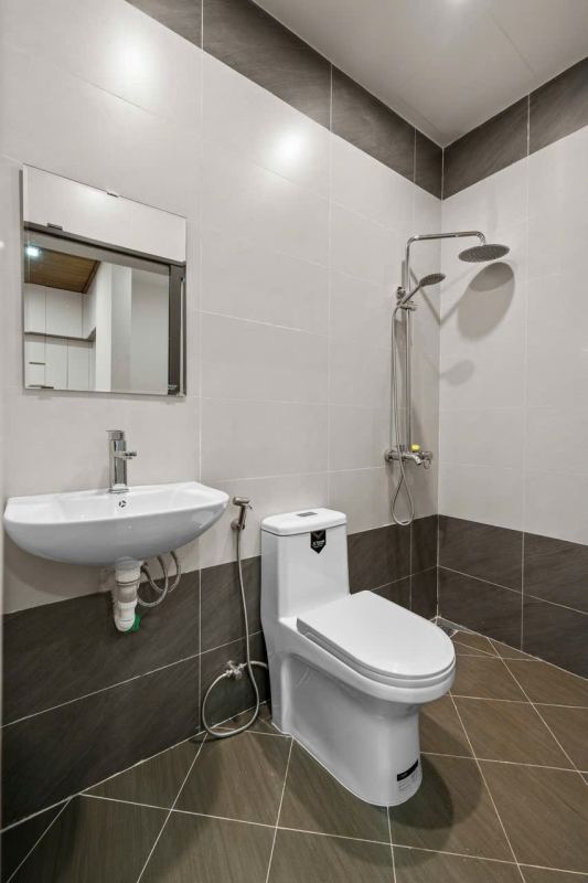 Ground Floor Studio Apartment in Khue My Dong