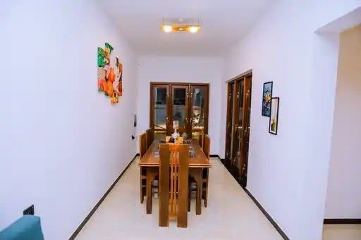 Новая вилла с 3 спальнями в Weligama