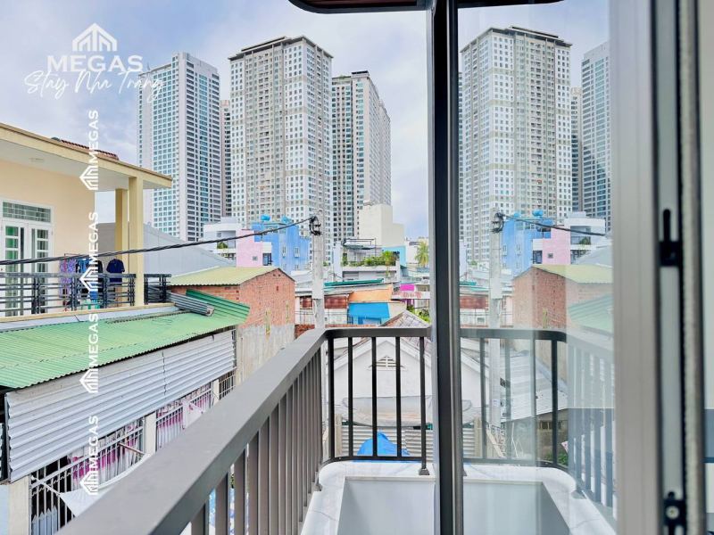 Luxury 1-Bedroom Apartment on Nguyen Dinh Chieu