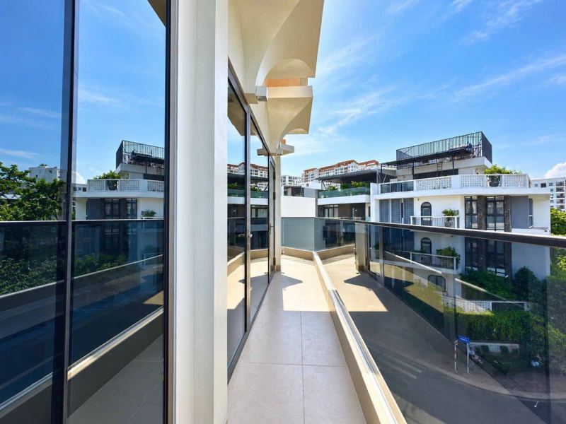Luxury 1‑Bedroom Apartment in Fuoc Hai