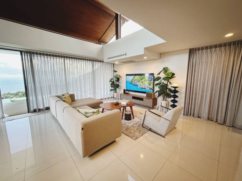 3-Bedroom Villa with Infinity Pool in Lamai