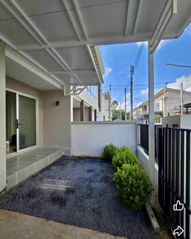 3-Bedroom House with Mountain View in Thalang