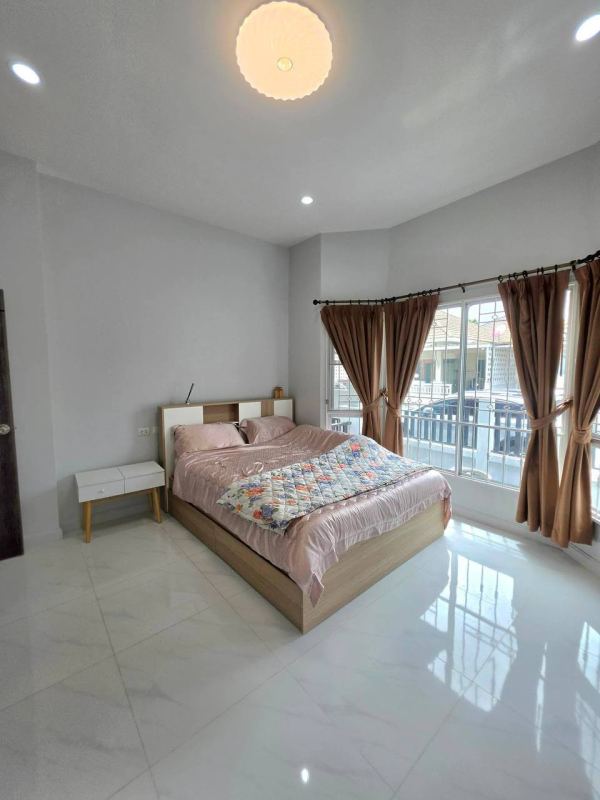 2-Bedroom House near Robinson Thalang