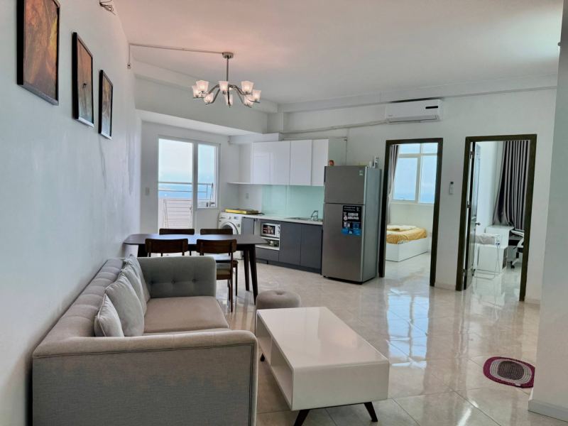 2BR Corner Apartment with Sea View in Muong Thanh 04