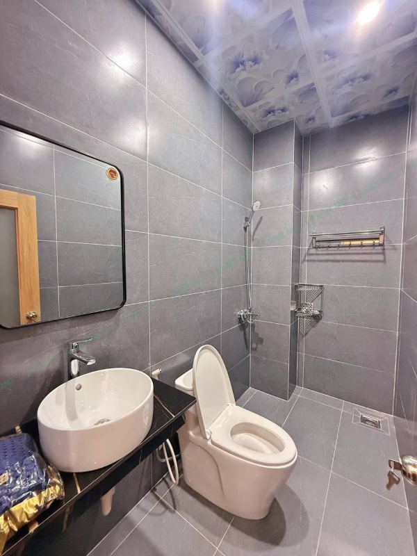 New 2 Bedroom Apartment
