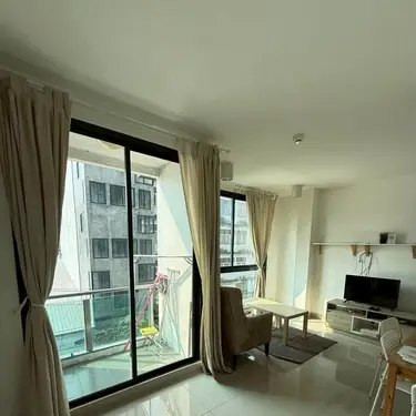 2-Bedroom Apartment at Chateau In Town Ratchada 10