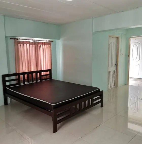 Studio Apartment at Siam I.B. Apartment
