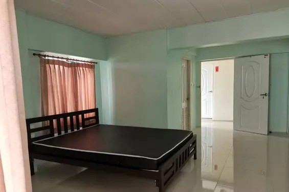 Studio Apartment at Siam I.B. Apartment