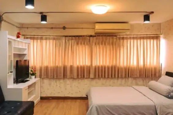 Apartment at Muang Thong Thani Popular Condo