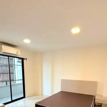 Modern Apartment at Narada Residence