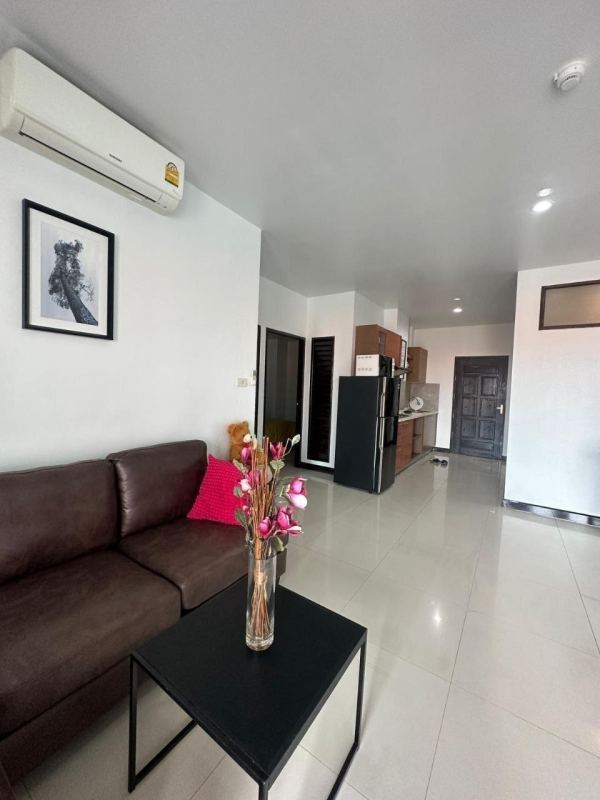 2-Bedroom Apartment in Jomtien Plaza Residence