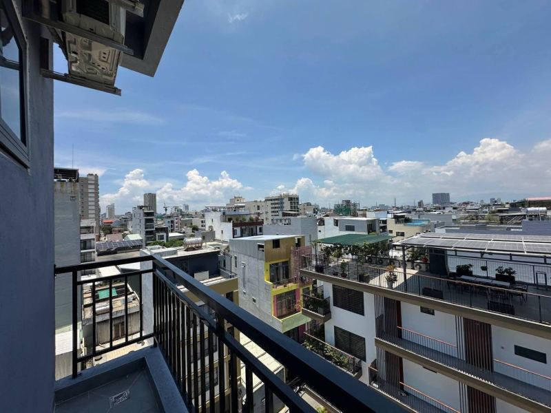 Brand-New 1-Bedroom Apartment on My Da Dong 12, My An