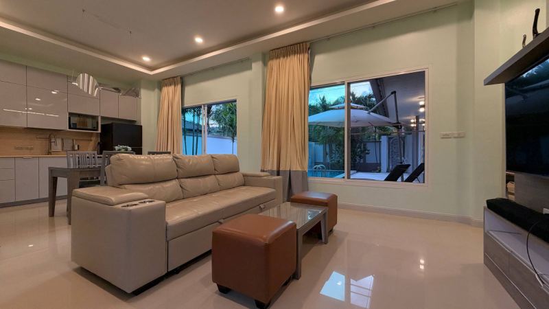 2 Bedroom Villa with Private Pool in Nai Harn