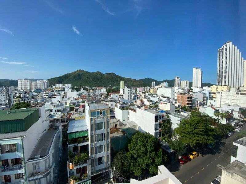 1-Bedroom Apartment with Mountain View in Vinh Hai