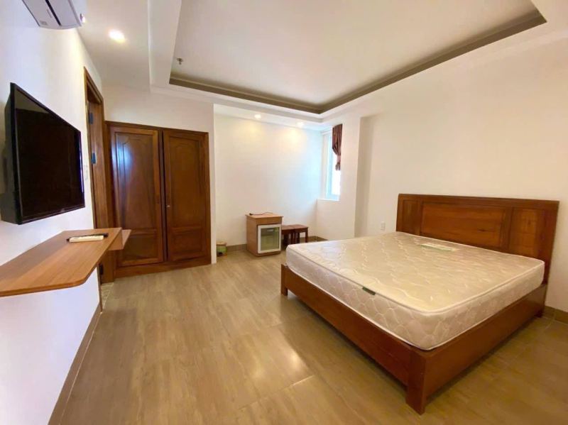1-Bedroom Apartment with Mountain View in Vinh Hai