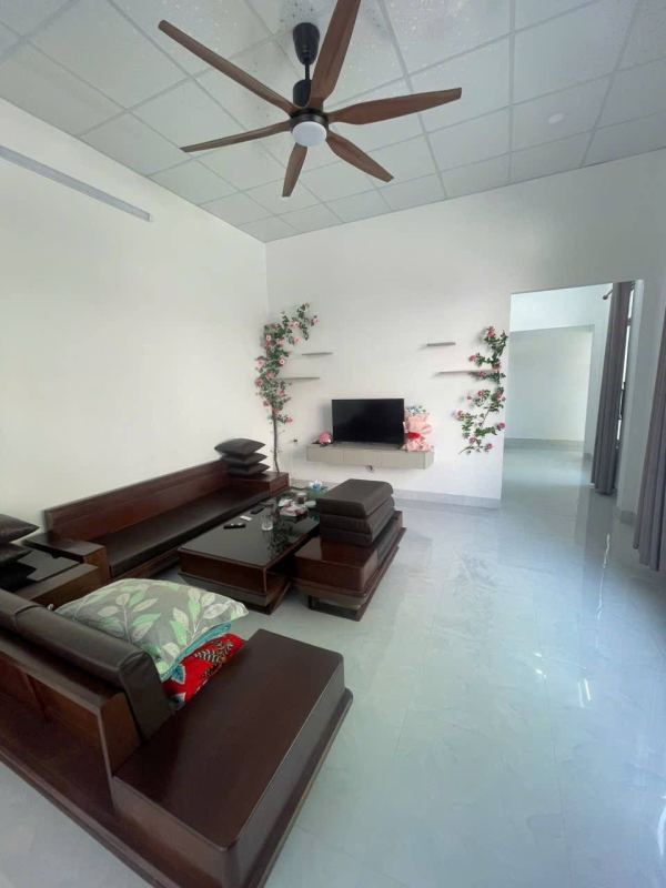 2BR House with Private Garden in Hon Xen