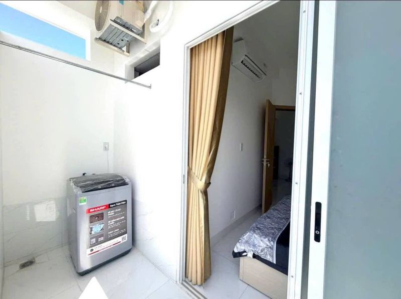 Brand New 1-Bedroom Apartment in Hon Chong
