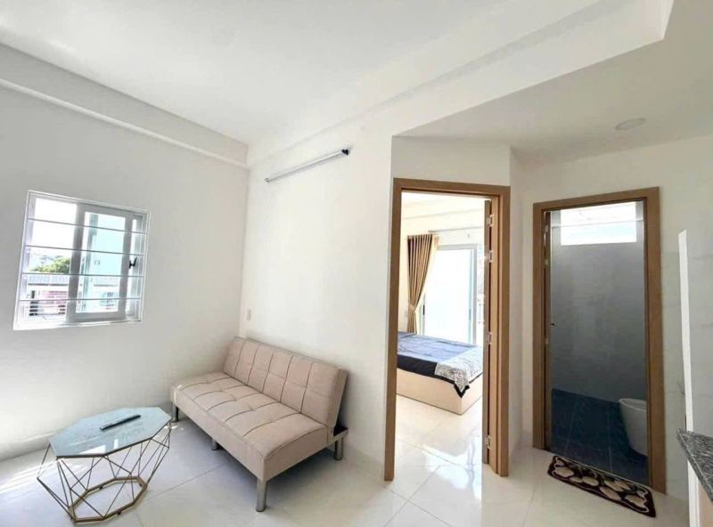 Brand New 1-Bedroom Apartment in Hon Chong