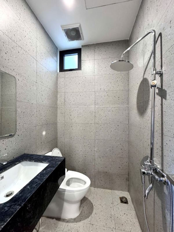 Studio Room 602 on Tran Quoc Hoan Street