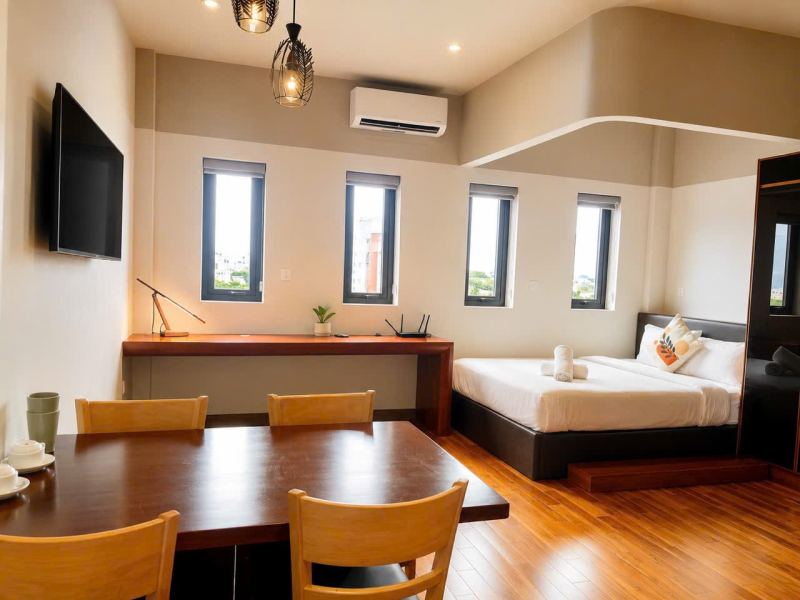 Spacious Studio Room on Tran Hung Dao Street