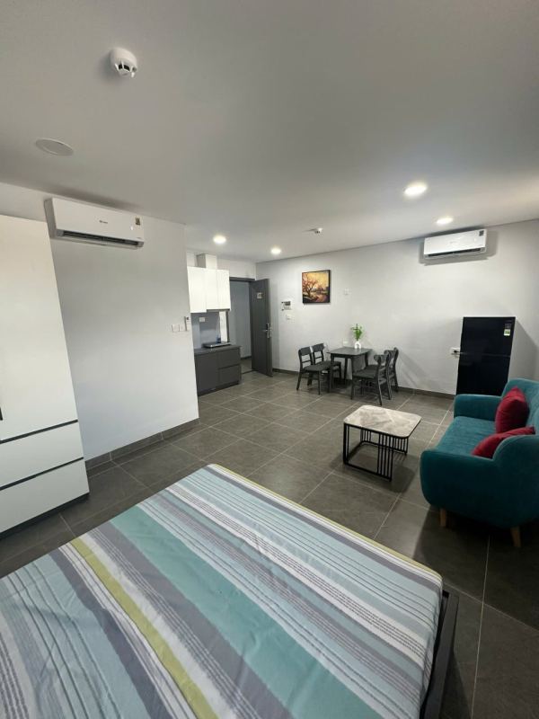 Brand New Studio with Balcony Room 601 in FPT
