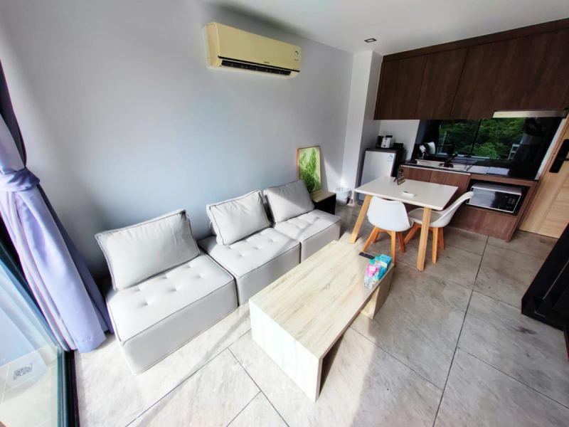 Studio Loft in Utopia Naiharn Residence