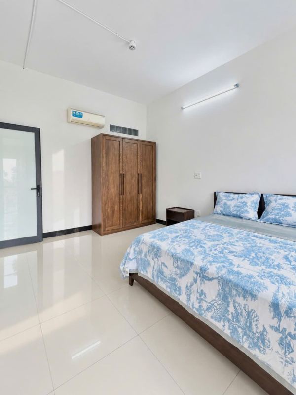 1 Bedroom Apartment with Balcony in Khue My - Room 301