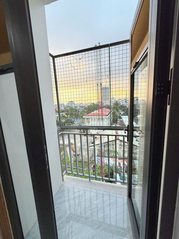 Studio Rooms 302 and 502 at An Thuong 22