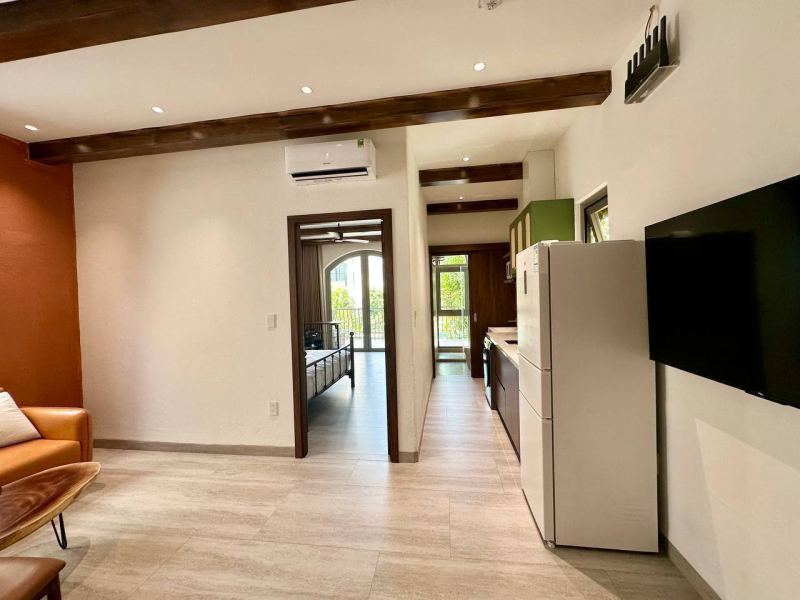 1BR Apartment on Ba Huyen Thanh Quan in My An